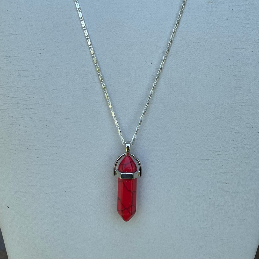 FASHION JEWELRY RED HOWLITE CRYSTAL PENDANT NECKLACE - Picture 4 of 5